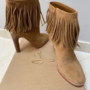NEW IN BOX - JOIE Cambrie Chestnut booties, Sz 37